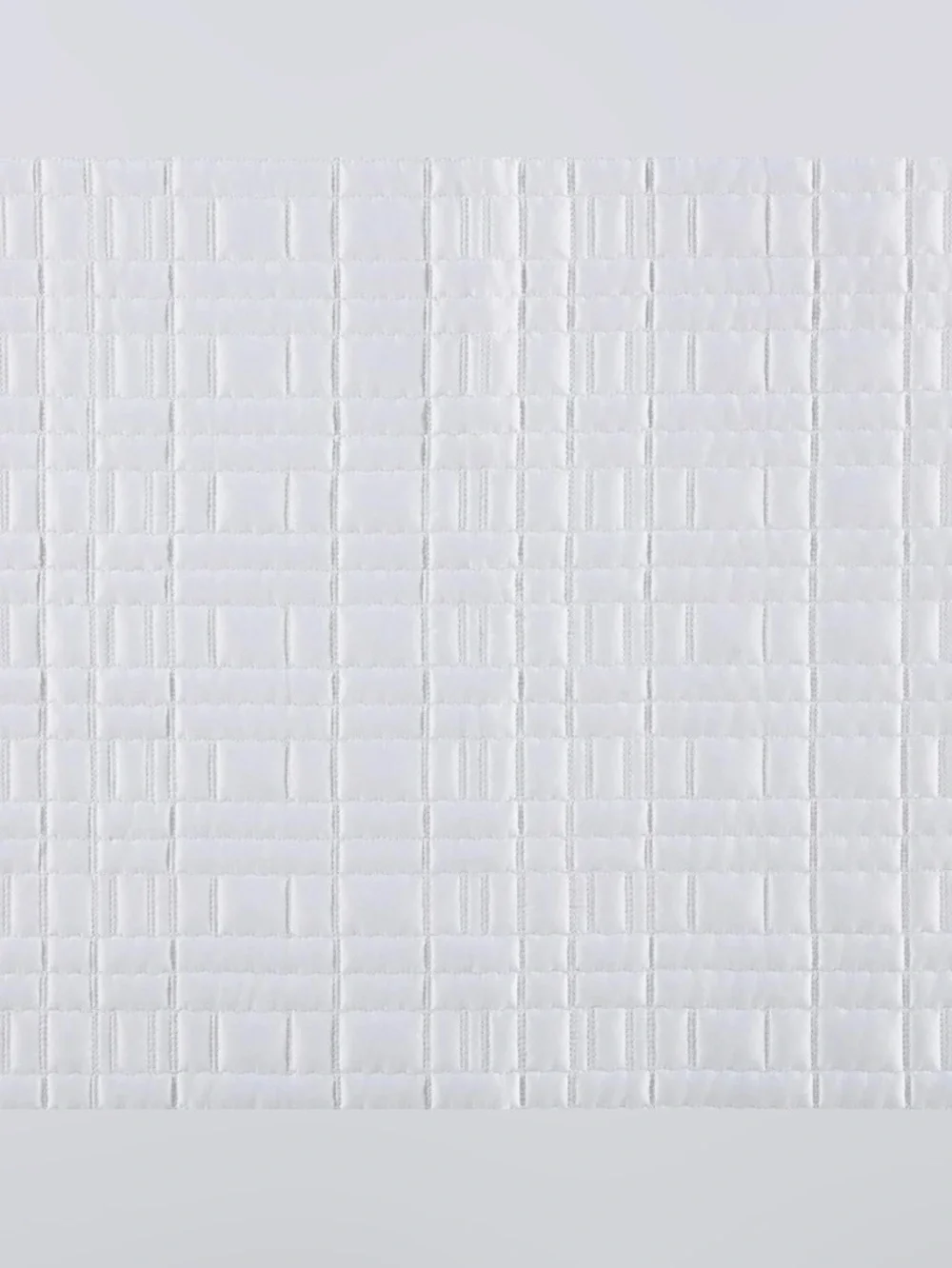 Classic White Quilted king/cal king Bedspread Set